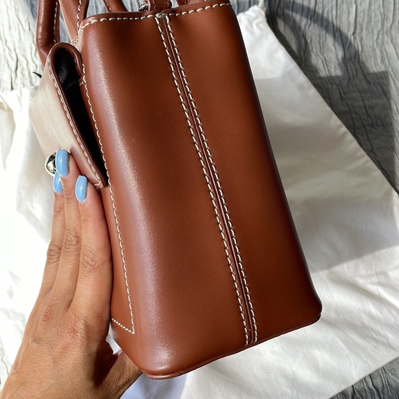 Claudie Pierlot
Anouck leather tote bag - Picture 11 of 13